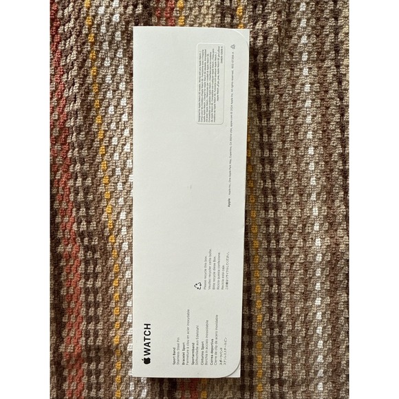 NEW Genuine Apple Watch Band Series 40mm Sport Band - Starlight 2024 Sealed - Picture 2 of 9